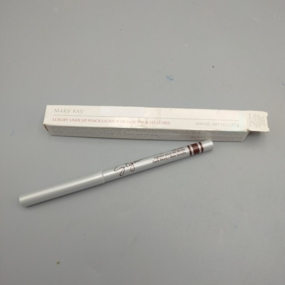 Mary Kay Signature Lip Liner Dark Berry 3102